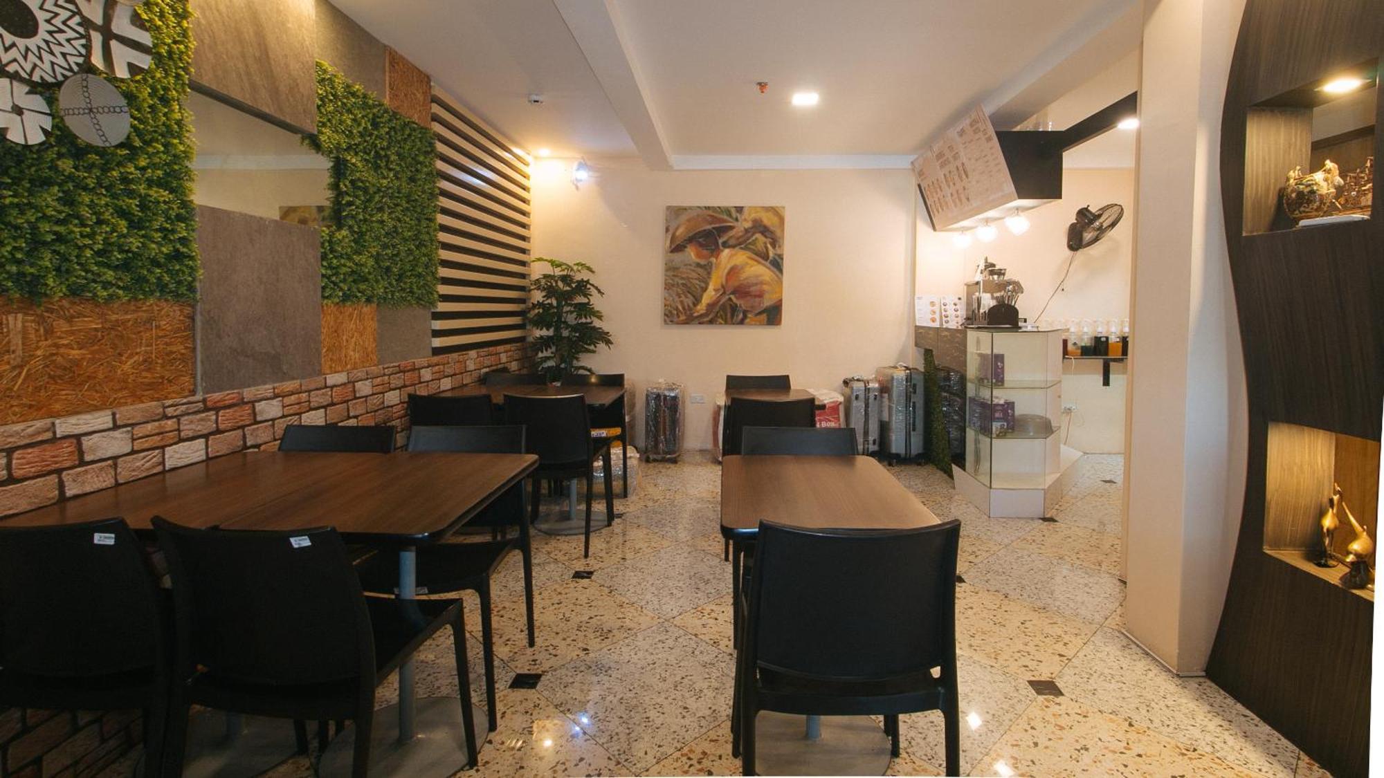 Reddoorz Plus At Seventy Five Inn Near Manila Airport Paranaque City Екстериор снимка